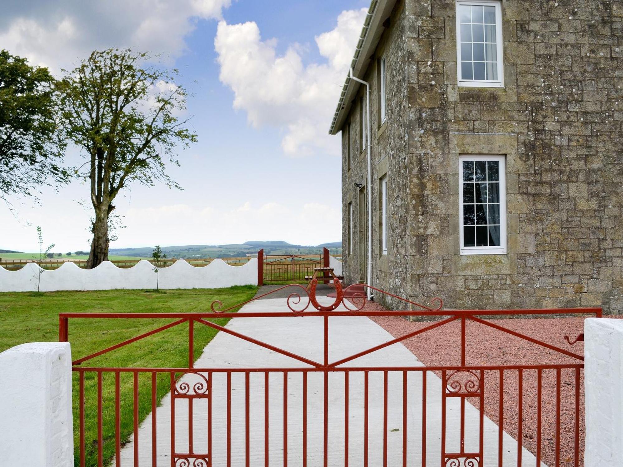 Bonshawside Farmhouse Kirtlebridge Exterior photo